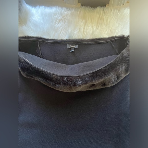 NWOT Express Faux Fur Trim Strapless Mini Sweater Dress - Picture 9 of 9